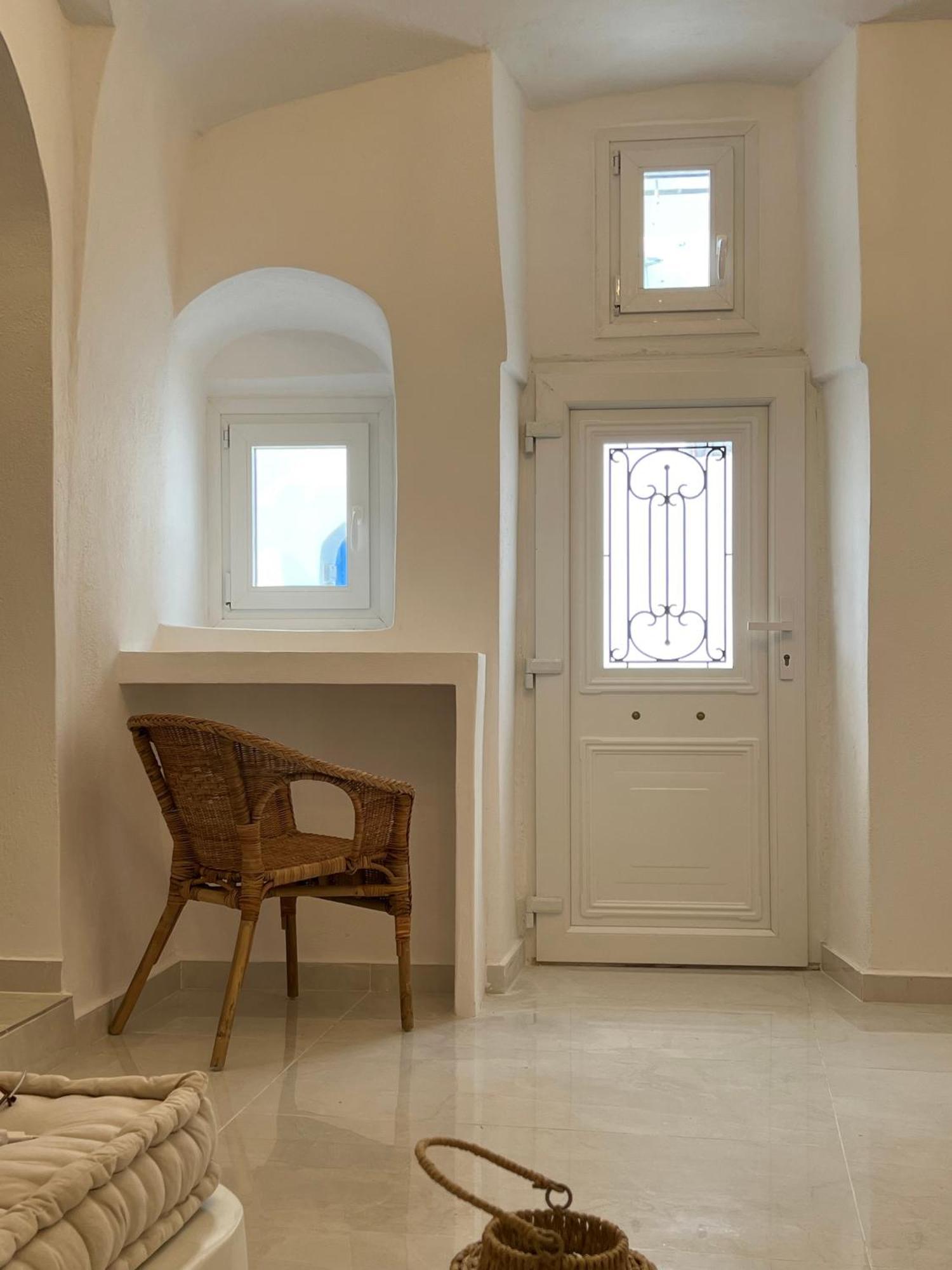 Cave Noelia Apartment Фира Екстериор снимка