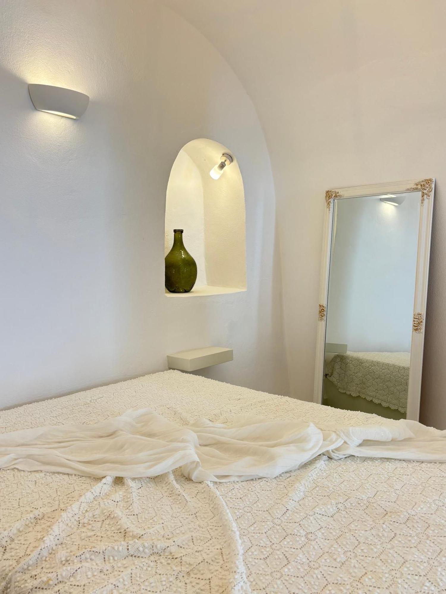 Cave Noelia Apartment Фира Екстериор снимка