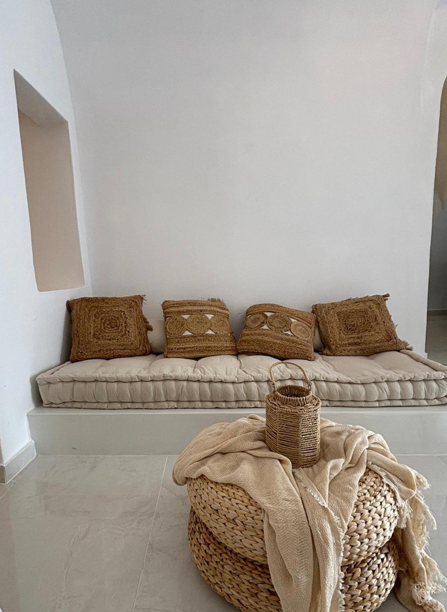 Cave Noelia Apartment Фира Екстериор снимка
