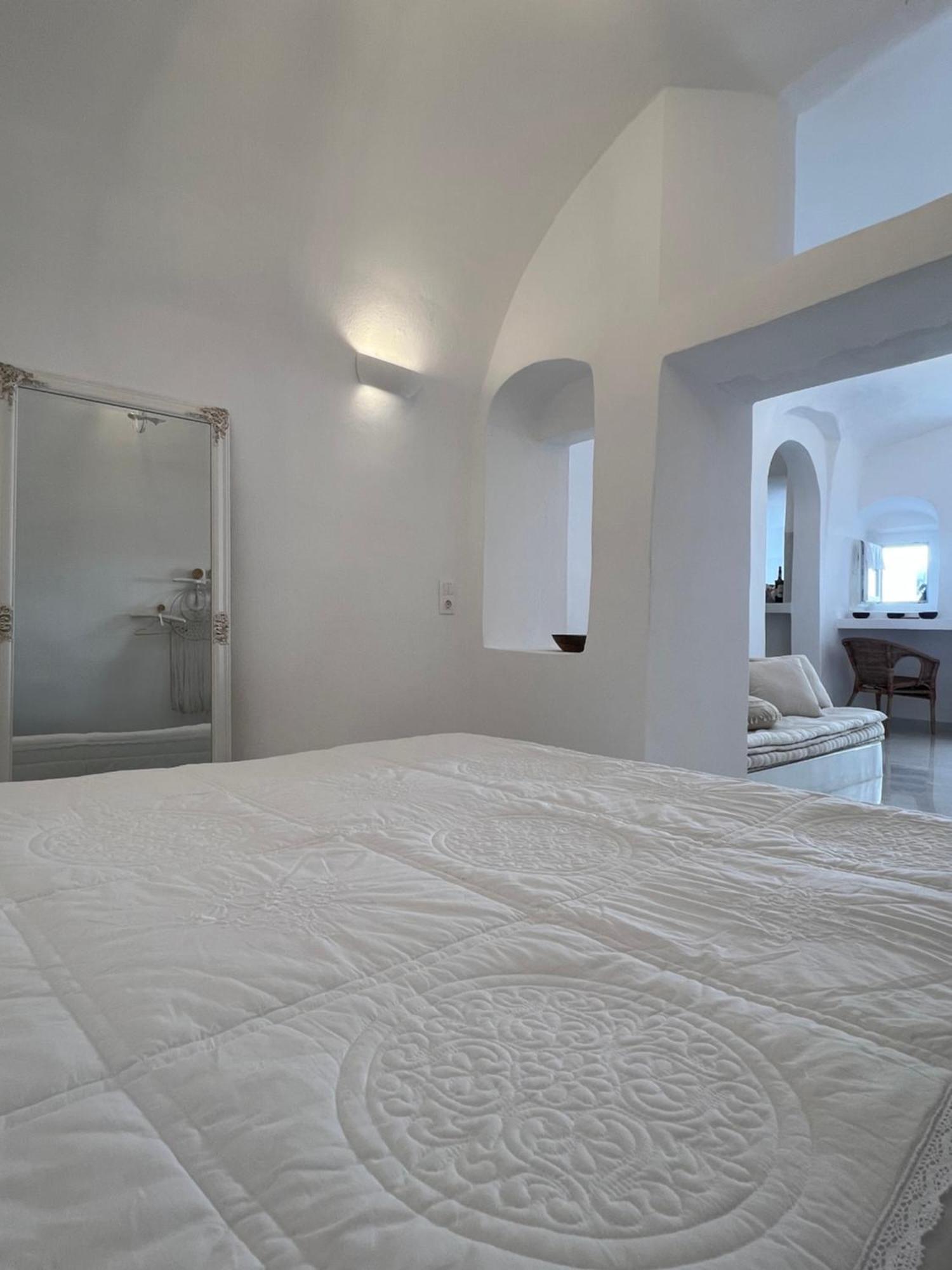 Cave Noelia Apartment Фира Екстериор снимка